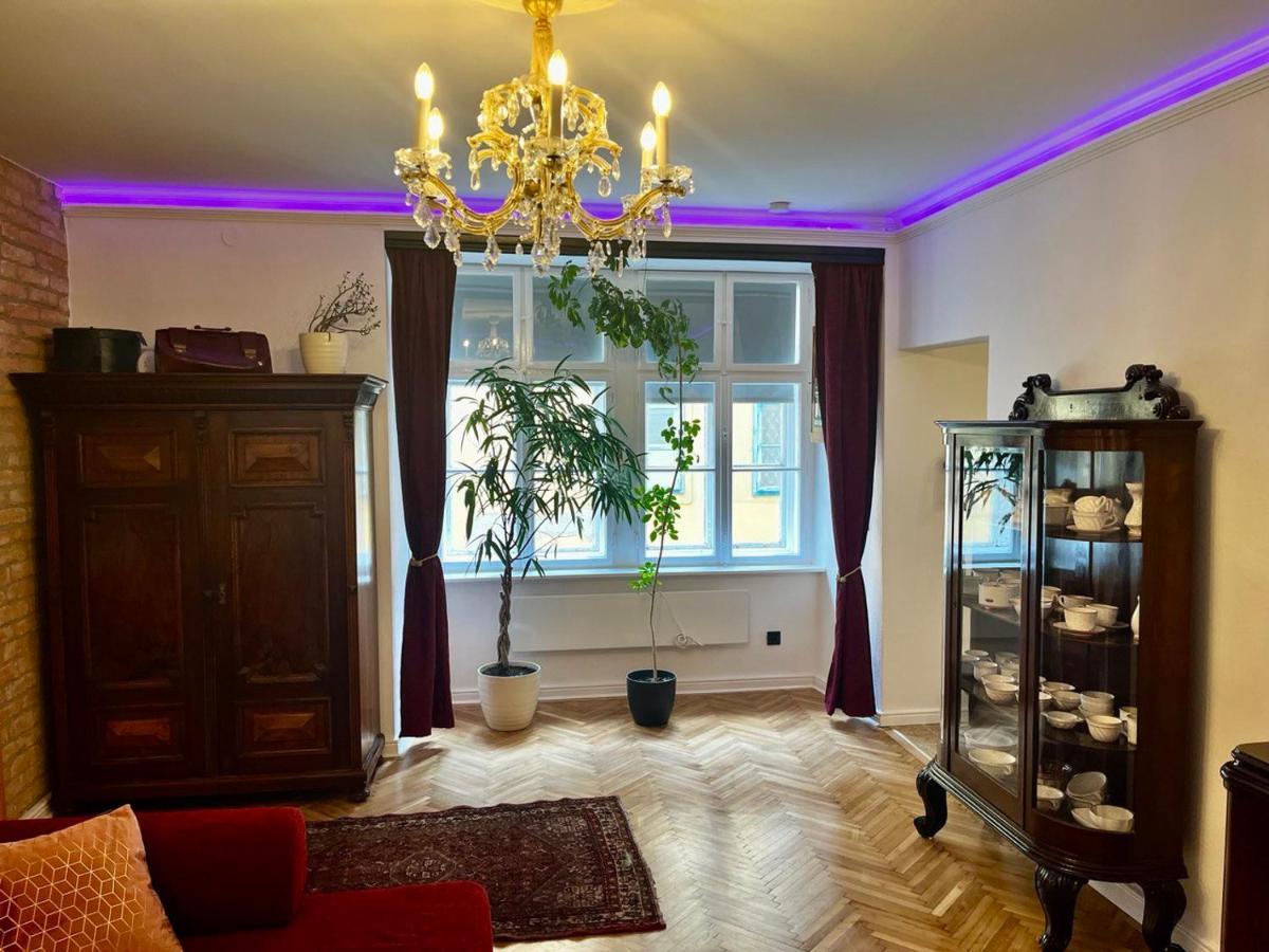 Varga Apartman 쇼프론 외부 사진